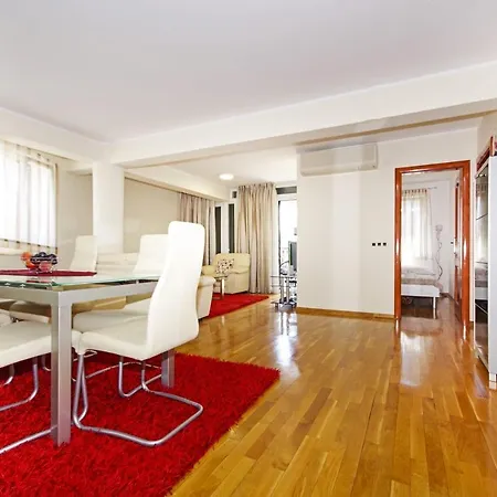 アパート Delux Apartman Jukic *